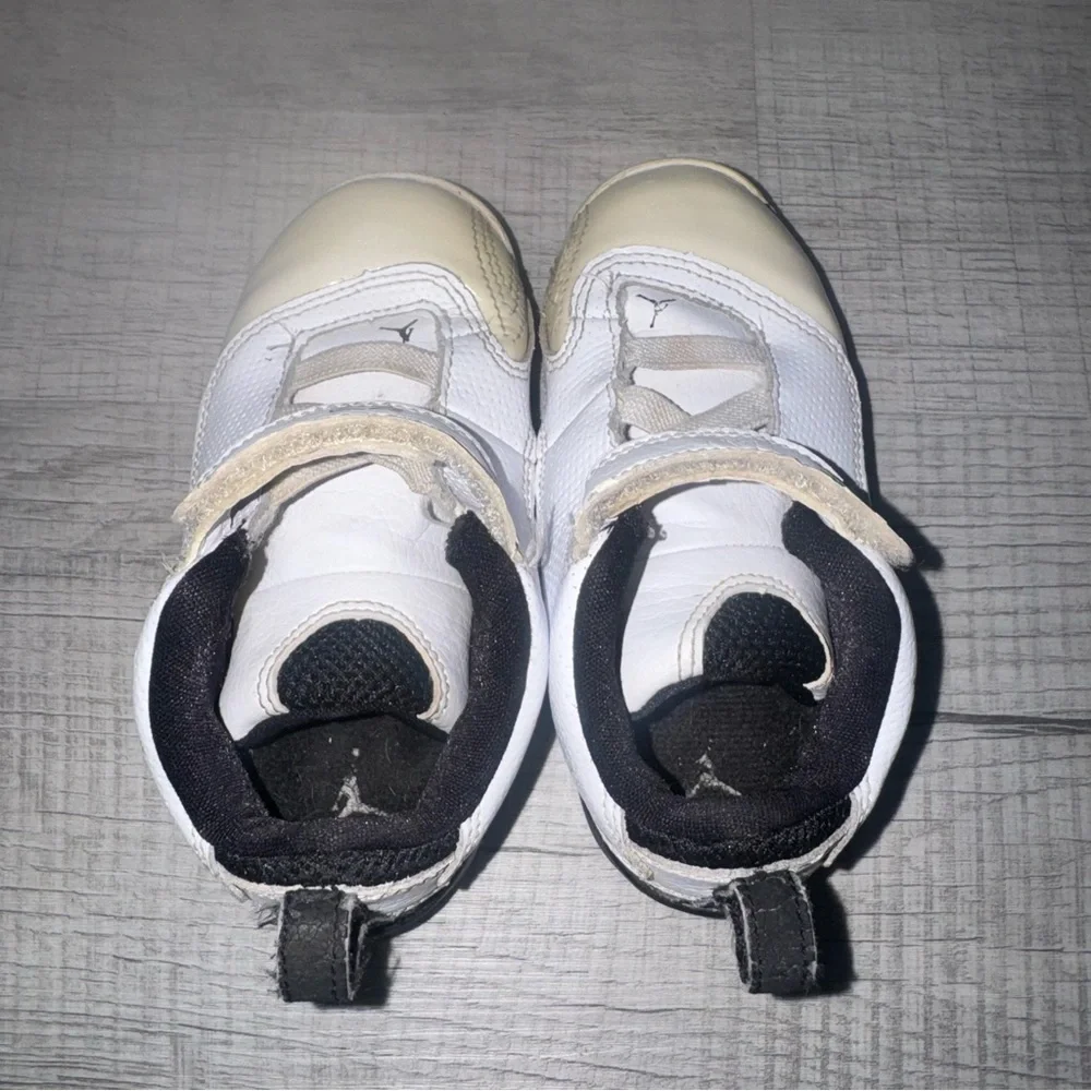 Children’s Air Jordan White Shoes- Size 8C (Baby Shoes)